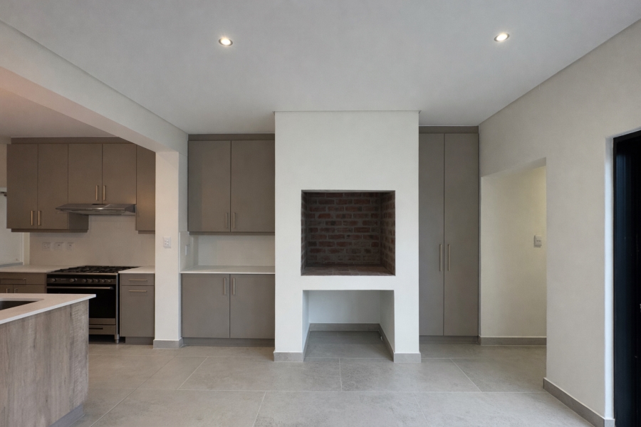 4 Bedroom Property for Sale in Sandown Western Cape